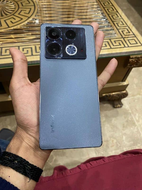 Infinix Note 40 4