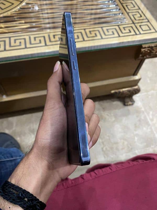 Infinix Note 40 5