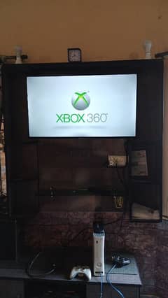 Xbox 360 gaming console  HD