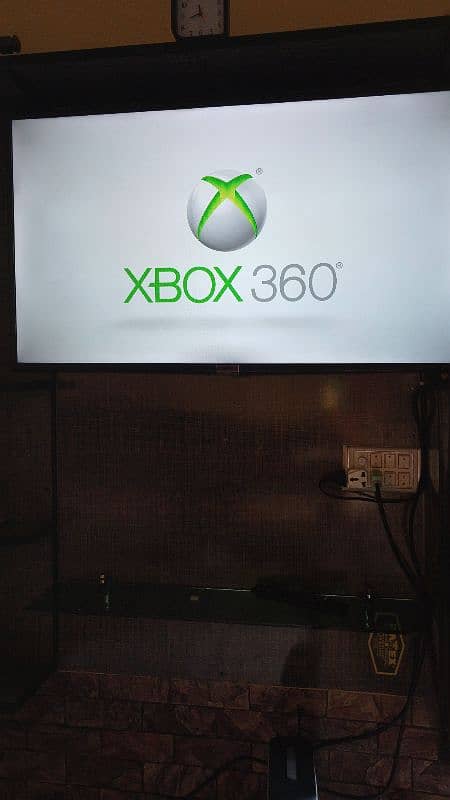 Xbox 360 gaming console  HD 5