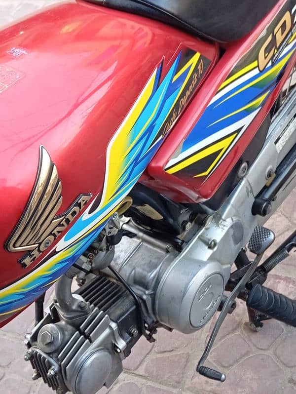 Honda bike namber03004184037 4