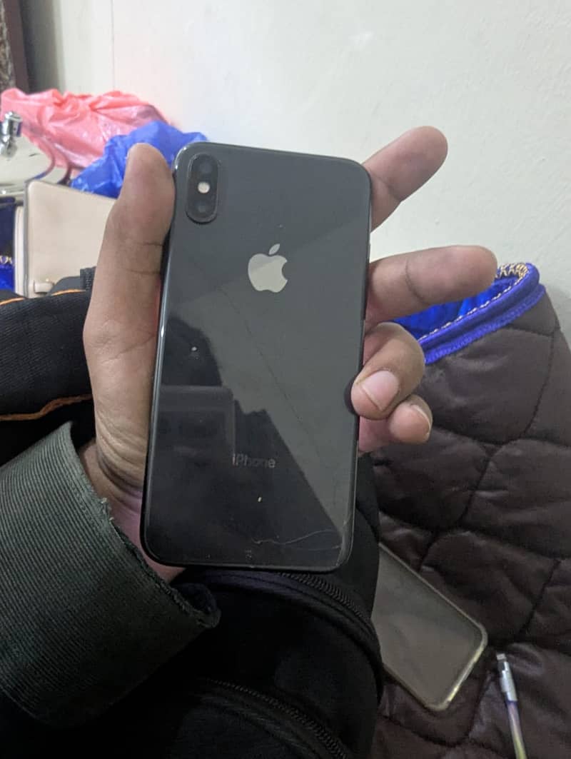 Apple iPhone X 4