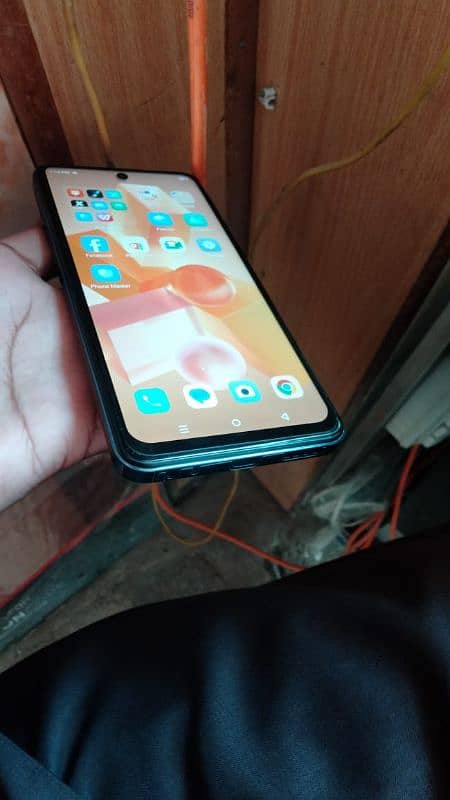 Infinix Hot 40i For Sale 8/128GB Complete Box 1