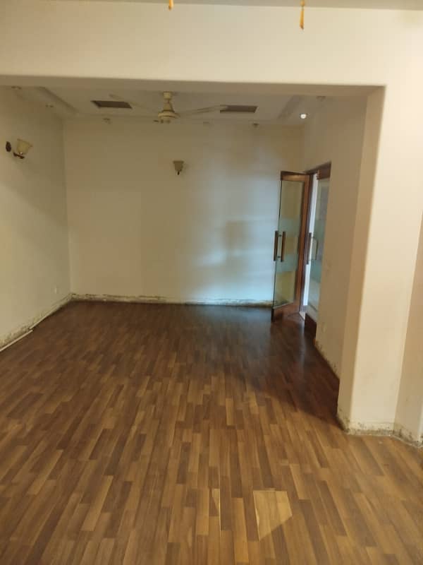 10 Marla Upper Portion for Rent Prime Location in DHA 1