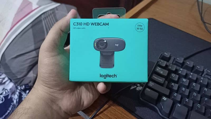 Logitech c13 hd webcam 3