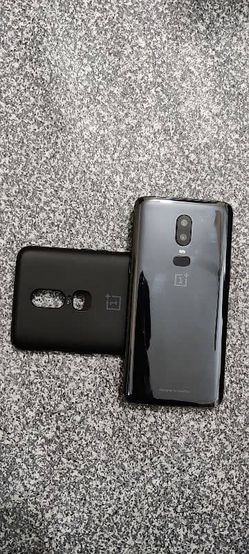 oneplus 6 dual sim 6/64 glass break 4