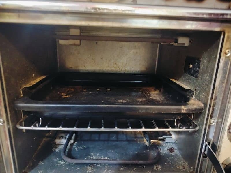 02 Microwave oven 25000 And Grill oven for sale 10000 3