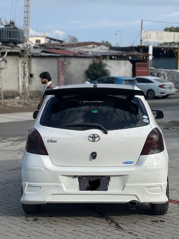 Toyota Vitz 2010 2