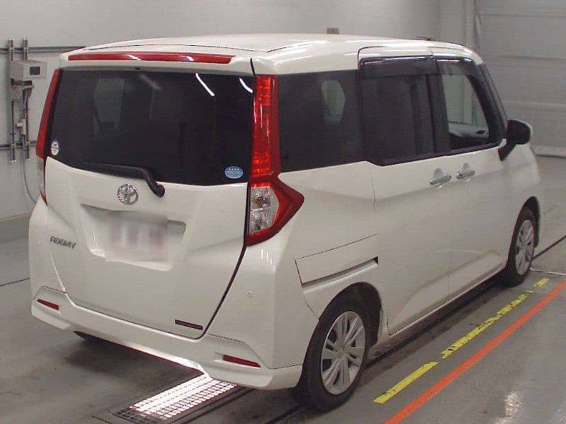 Toyota Roomy 2021 2