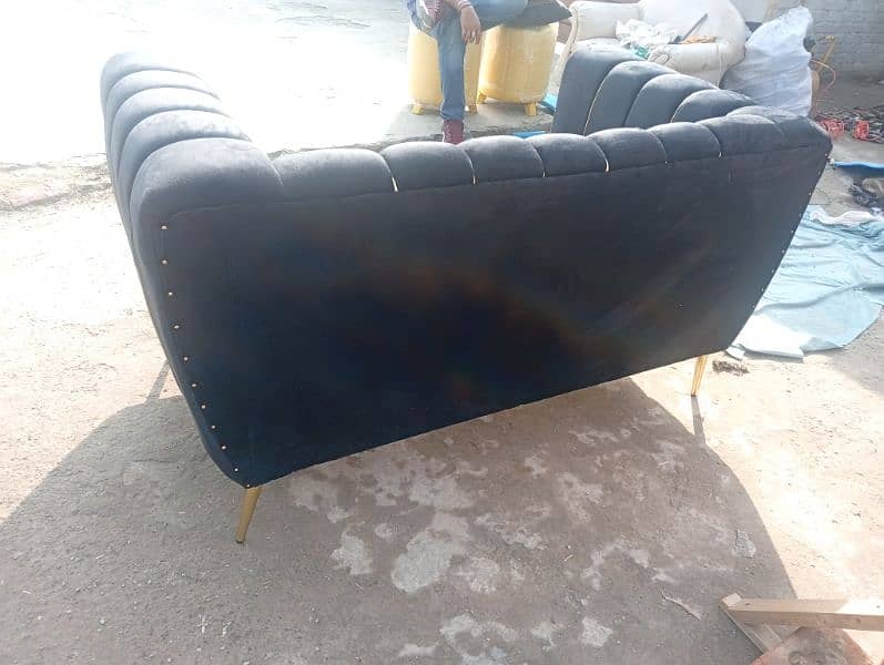 2 seat sofa sweet velvt 0