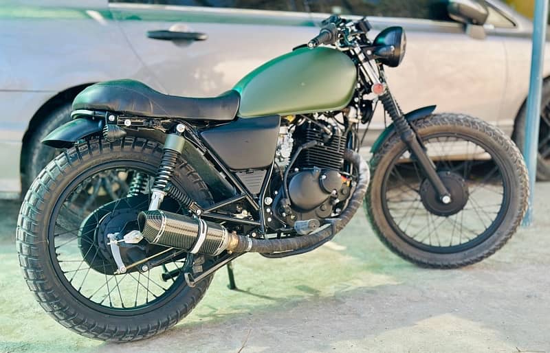 suzuki gs150 converted into cafe racer 3