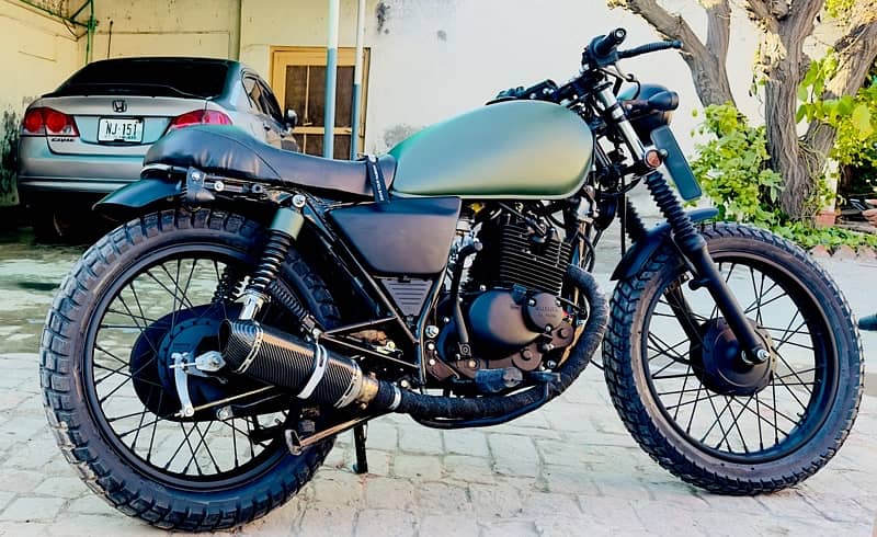 suzuki gs150 converted into cafe racer 15