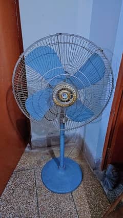 pedestal fan General Asia excellent condition