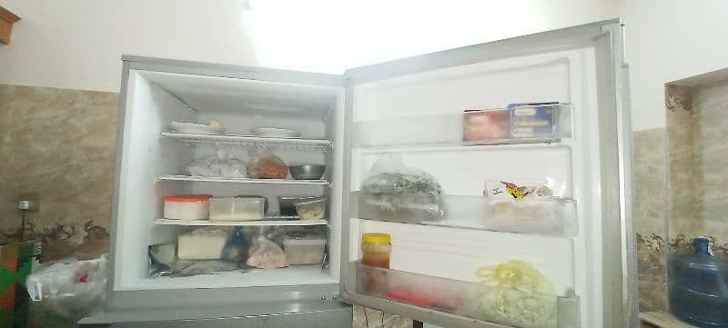 PEL Refrigerator. 5