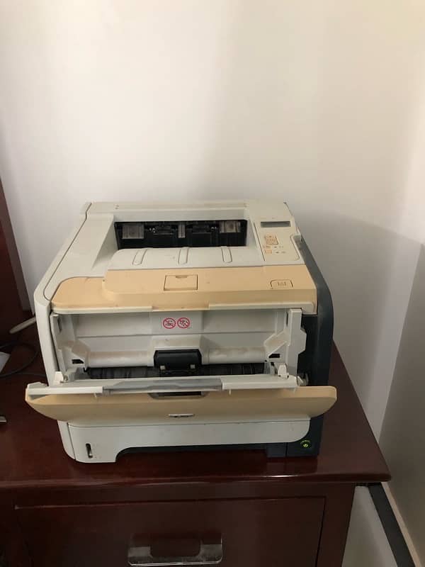 HP LASER JET 1