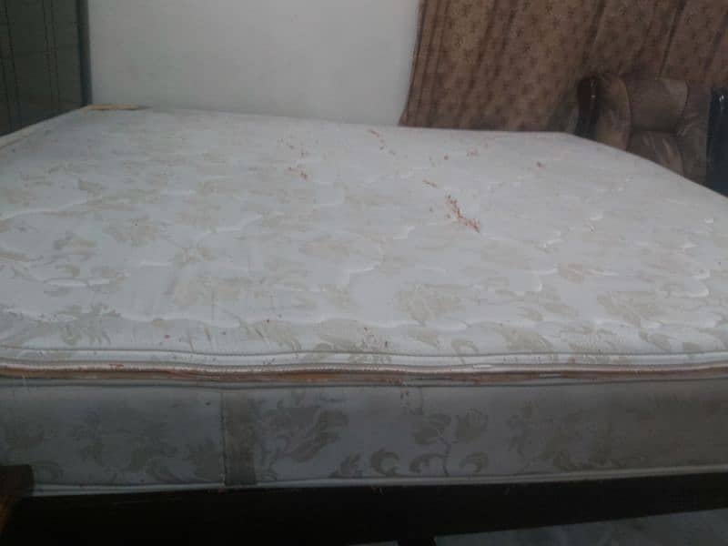 King Size Bed With Master Spring Mattressa 14