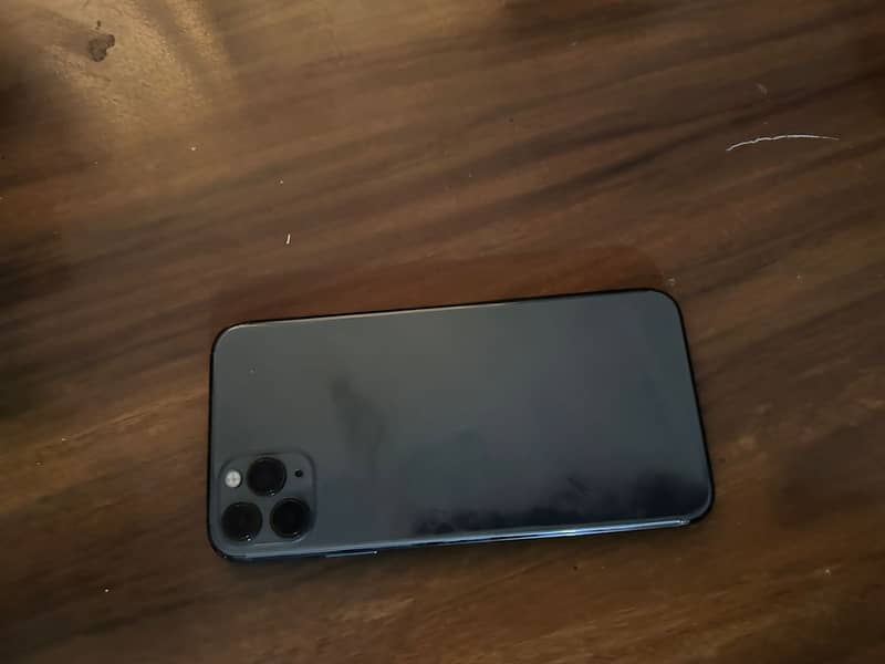 Apple iPhone 11 Pro Max 3