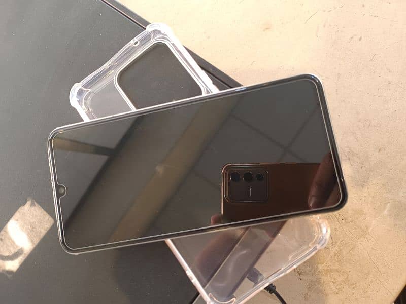 vivo v25e for sale in good ondition 1