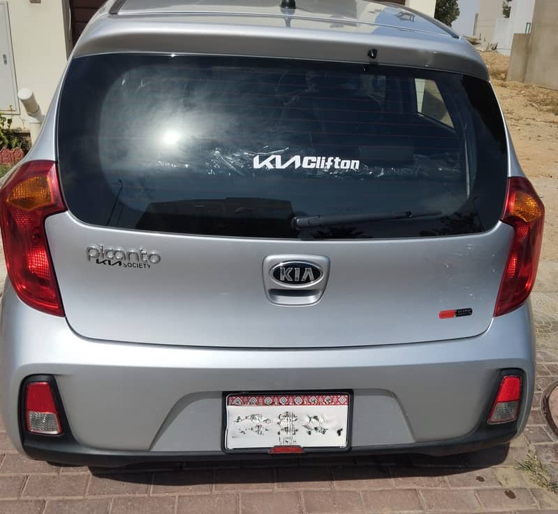 KIA Picanto 1.0 AT 2023 1