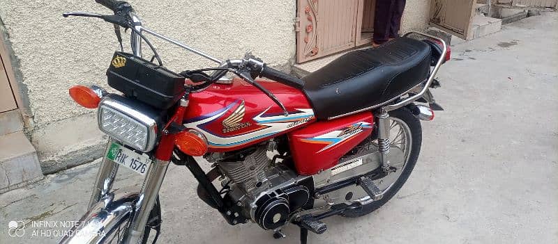 honda 125 motor cycle 3