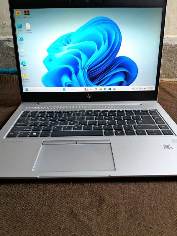 Laptop HP EliteBook G6 like brand new 1