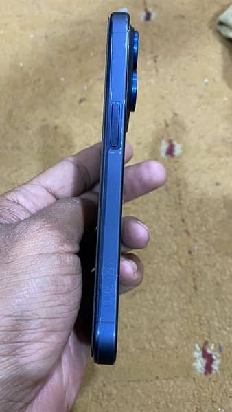 i phone 15 pro (urgent sale) 1