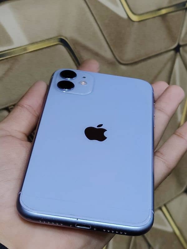 iphone 11 (Factory unlock) #03097907903 0