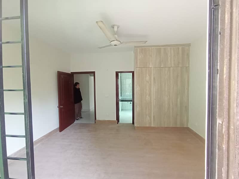 7 Marla Second Floor For Rent In Rehman Gardens Near Dha Phase 1 only for ladies 10