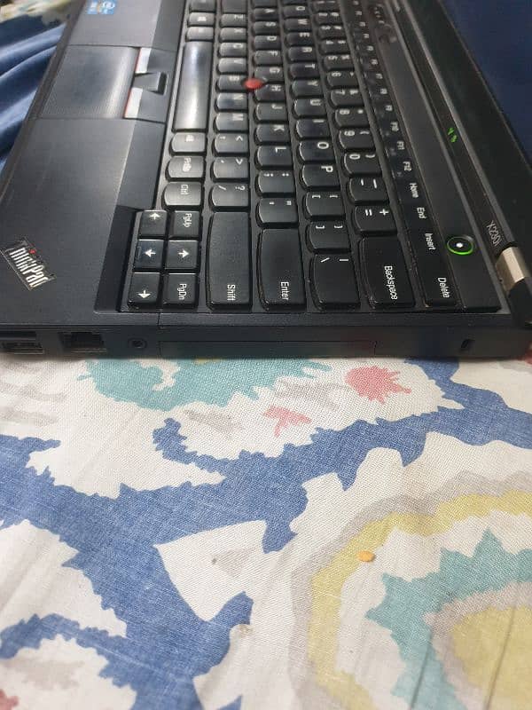 Lenovo ThinkPad 7