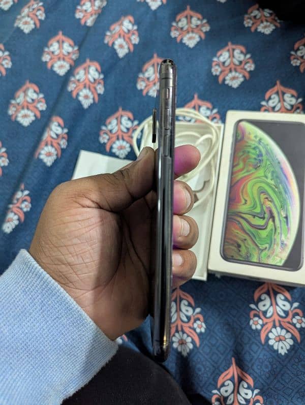 iphone xs max PTA approved 7