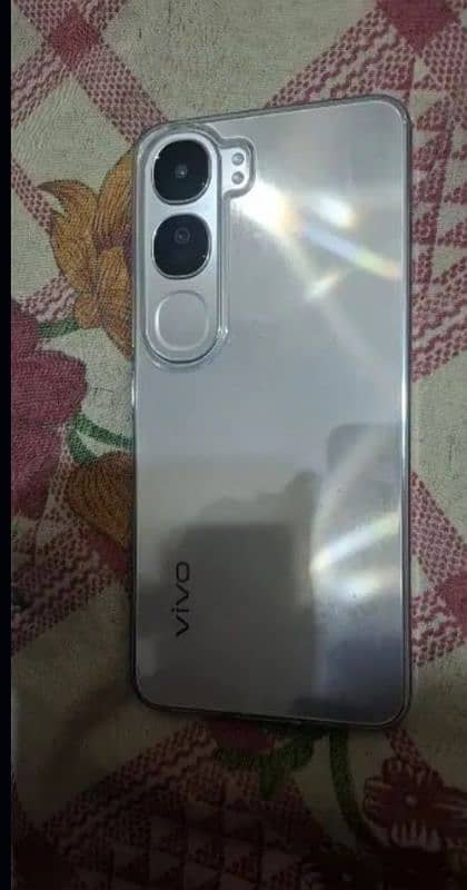 Vivo y200 8/128 0