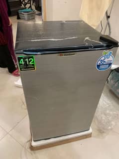 Dawlence 9101ND Mini Fridge