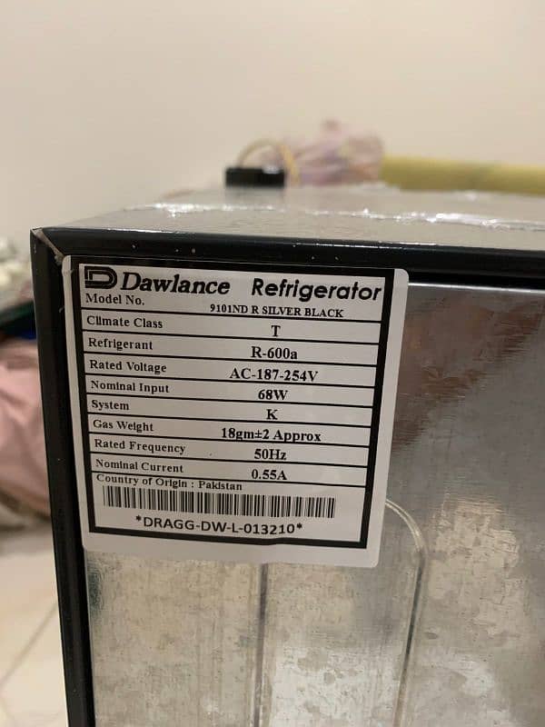 Dawlence 9101ND Mini Fridge 2