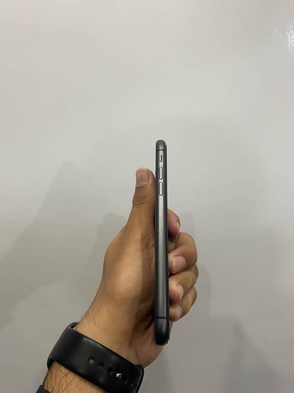 iPhone 11 Urgent Sale ( 03484676780 whatsapp ) 4