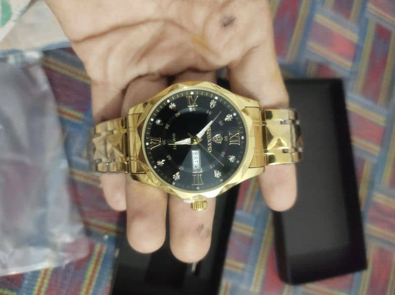 BINBOND Golden watch 2