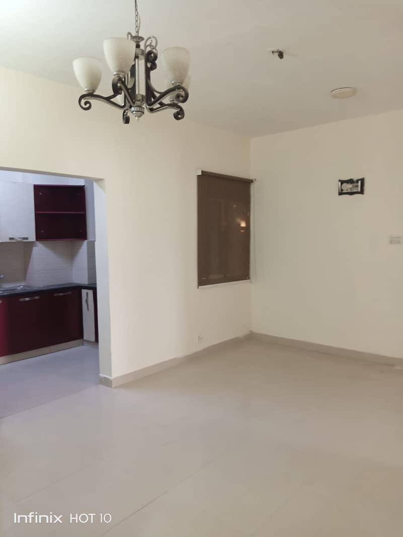 3 Bed Drawing & Dining 4th Floor Without Elevators Available On Rent At Main Bahadurabad 3