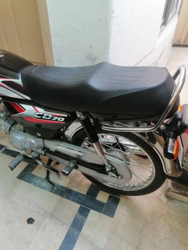 Honda cd black 100% ok 1