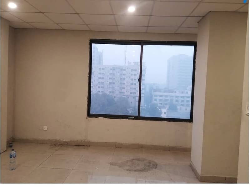 Area 330 SqFt Office For Sale Monthly Rental income 35000 in Main Boulevard Gulberg 3 Lahore 5