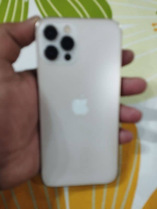 iphone 12pro 3