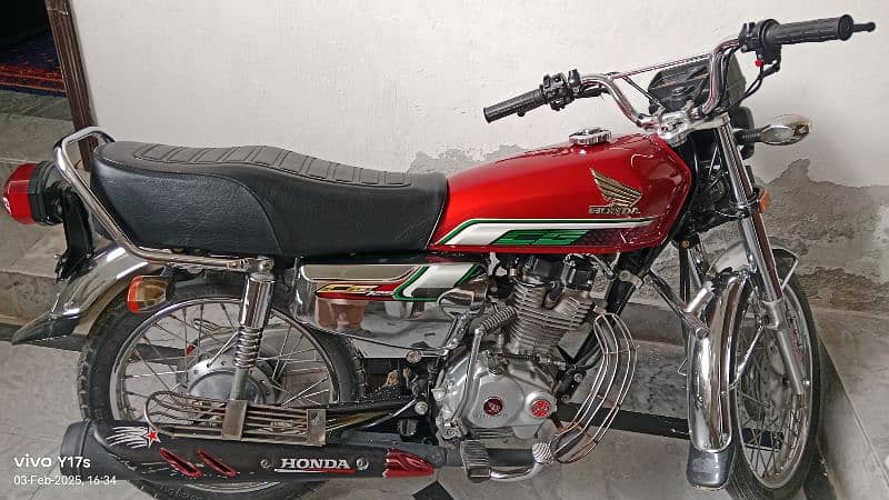 Honda 125 special Edition 2023 self start 1