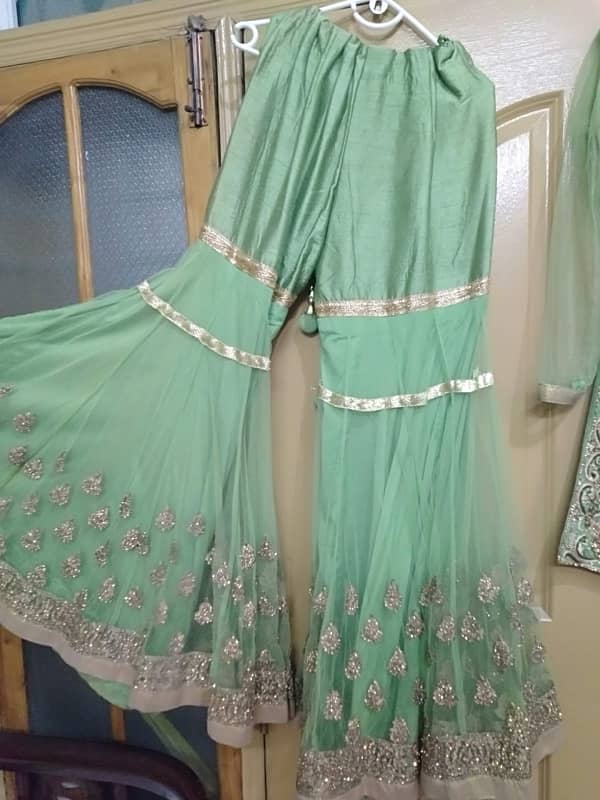 Shadi heavy suits in resonable price 3