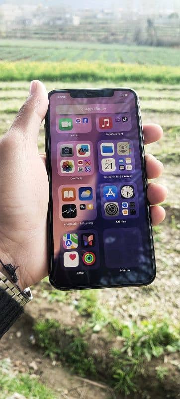 iphone xsmax PTA approved 256GB urgent sell 0