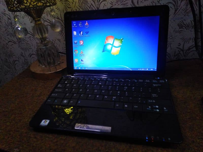 Note Book Mini Laptop good Condition 1