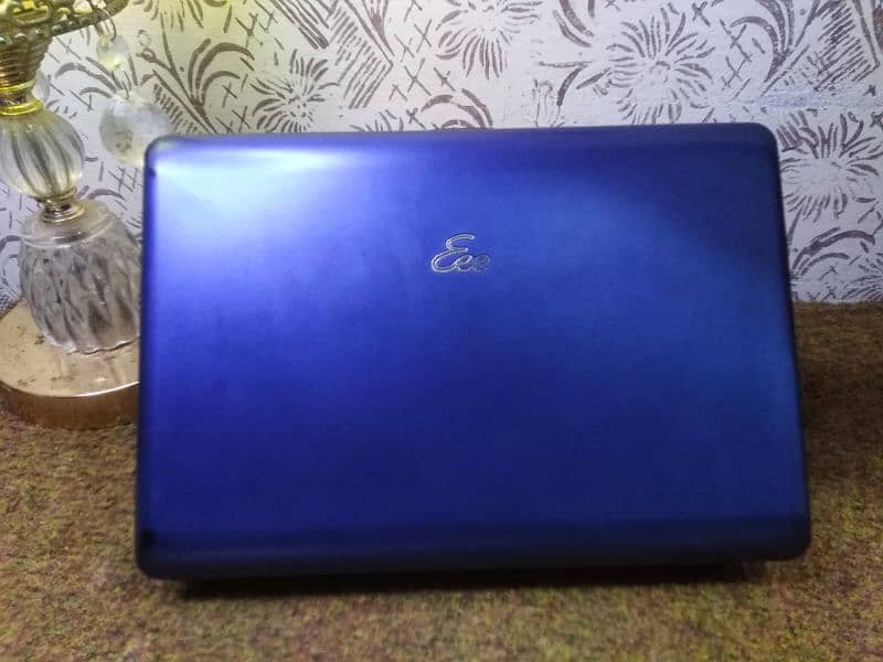 Note Book Mini Laptop good Condition 2