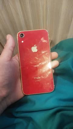 iPhone xr 64gb iCloud look hy good condition maen hy