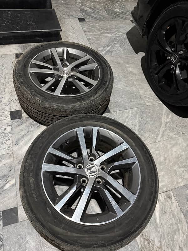 Honda Civic 11th Gen 16 inches rims 0