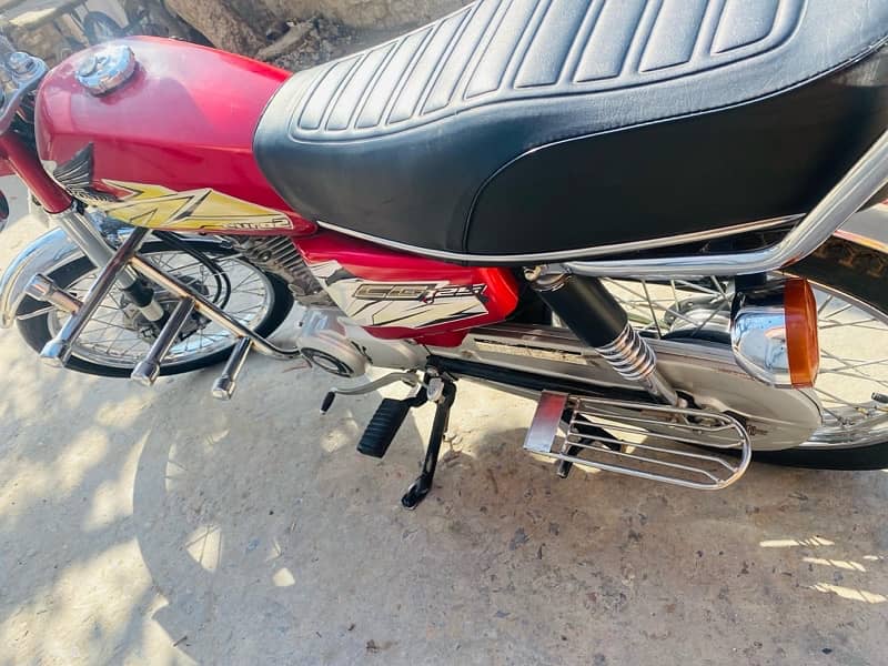 Honda 125 for sale in a mint condition 7