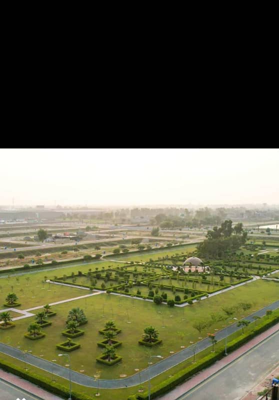 10 Marla Corner Residential Plot For Sale in Phase 2 Bahria Orchard Lahore . 1