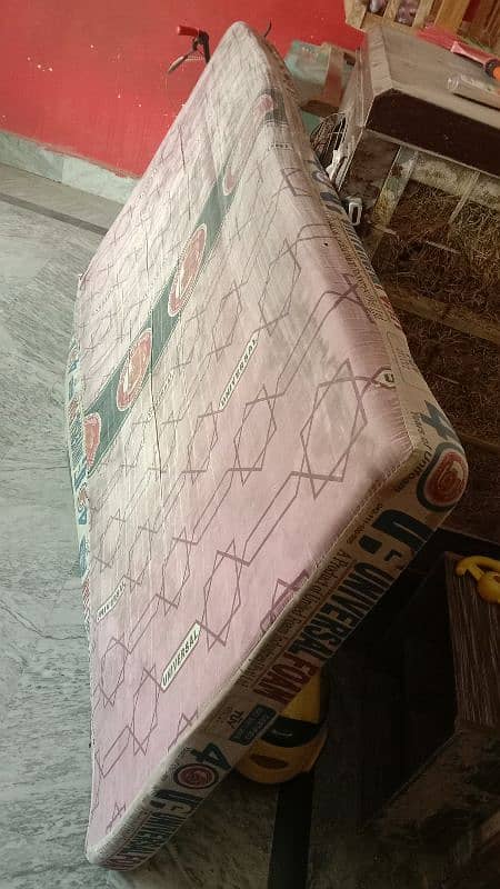 2 single bed mattress, universal compn 3