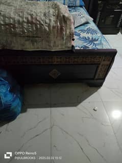 single bed for sell with metres